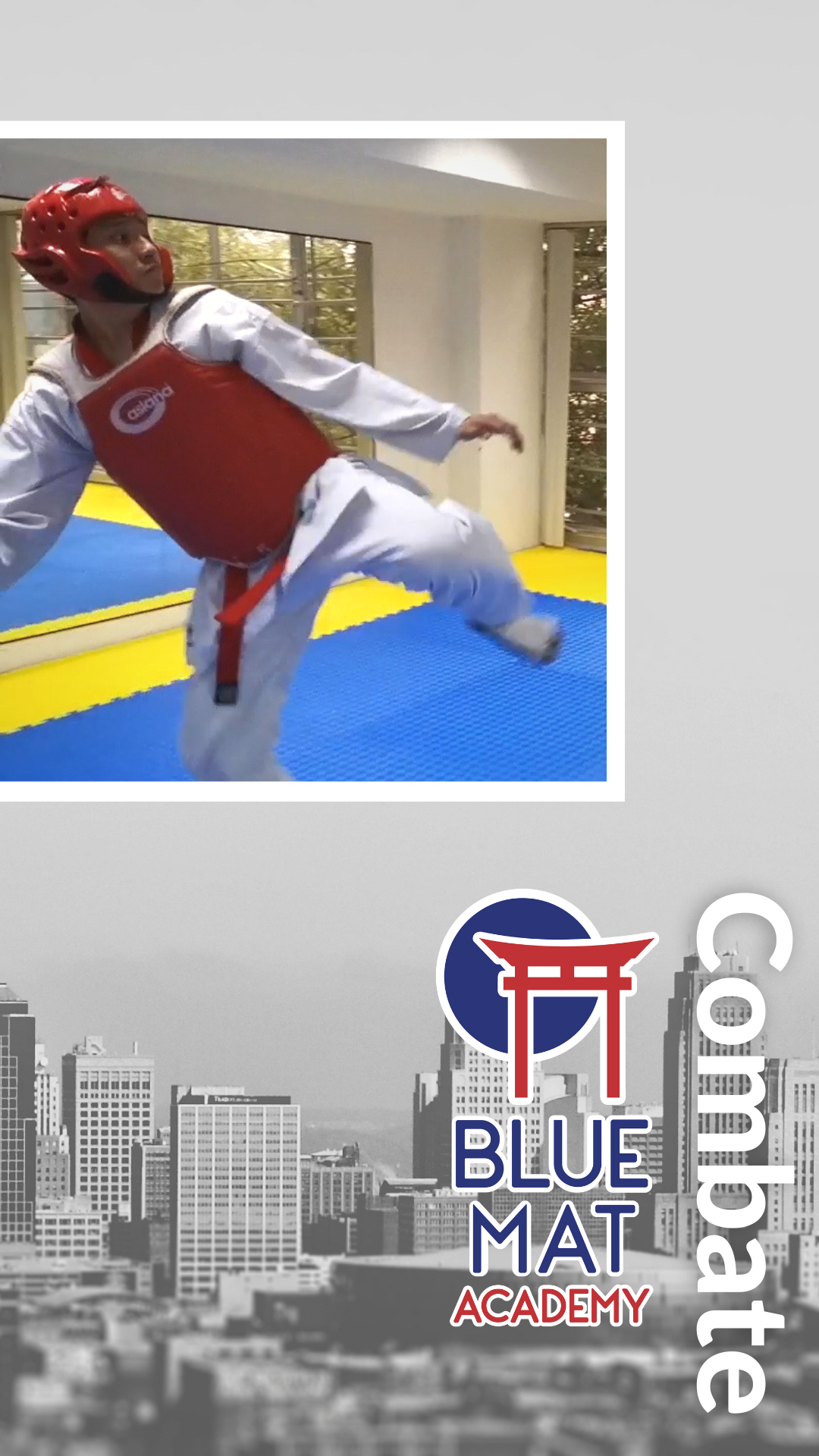 Blue Mat Moon MooMoo-Won Taekwondo Combate